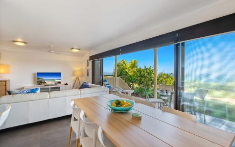 2 Bedroom Ocean View Apartment in Sunshine Beach