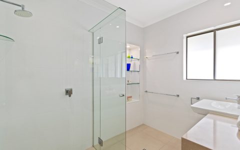 2 Bedroom Ocean View Apartment in Sunshine Beach