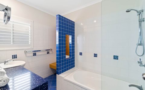 2 Bedroom Ocean View Apartment in Sunshine Beach
