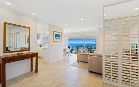 2 Bedroom Ocean View Apartment in Sunshine Beach