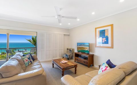2 Bedroom Ocean View Apartment in Sunshine Beach