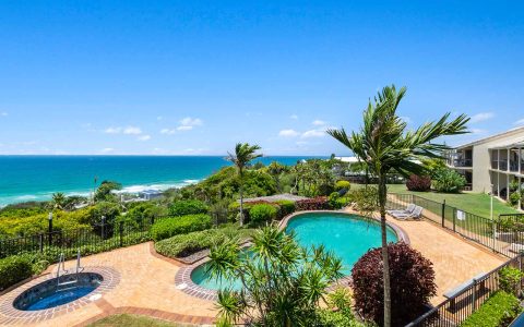 2 Bedroom Ocean View Apartment in Sunshine Beach