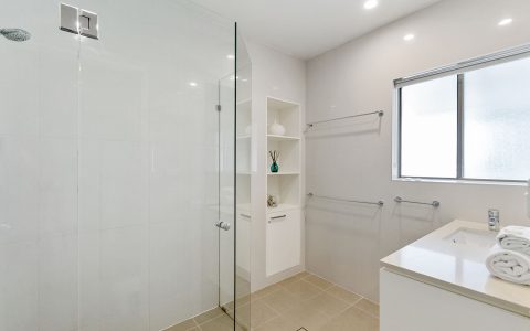 2 Bedroom Ocean View Apartment in Sunshine Beach