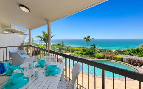 2 Bedroom Ocean View Apartment in Sunshine Beach