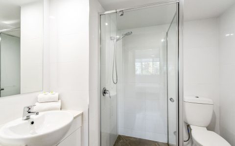 2 Bedroom Ocean View Apartment with Ensuite in Sunshine Beach