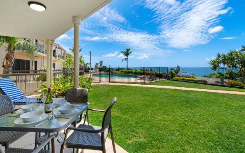 2 Bedroom Ocean View Apartment with Ensuite in Sunshine Beach