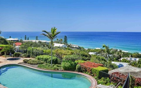 2 Bedroom Ocean View Apartment with Ensuite in Sunshine Beach