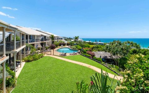 2 Bedroom Ocean View Apartment with Ensuite in Sunshine Beach