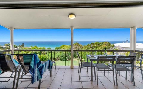 2 Bedroom Ocean View Apartment with Ensuite in Sunshine Beach
