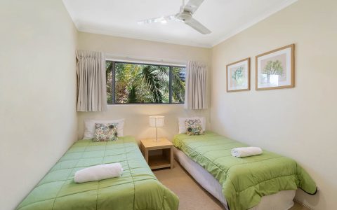 2 Bedroom Part Ocean View Apartment in Sunshine Beach