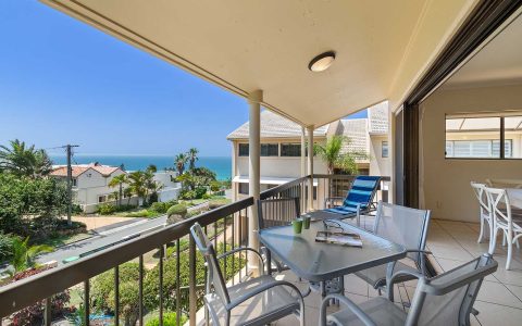 2 Bedroom Part Ocean View Apartment in Sunshine Beach