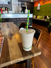 Benchpresso in Noosa Heads QLD, Australia